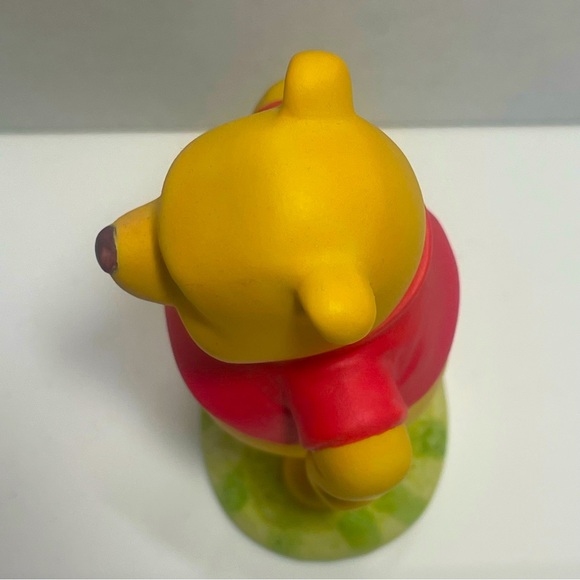 BNWT Vintage Winnie the Pooh bisque figurine Classic Winnie the Pooh collection - Picture 5 of 8